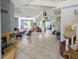  Maison � vendre 9 pi�ces 270 m�