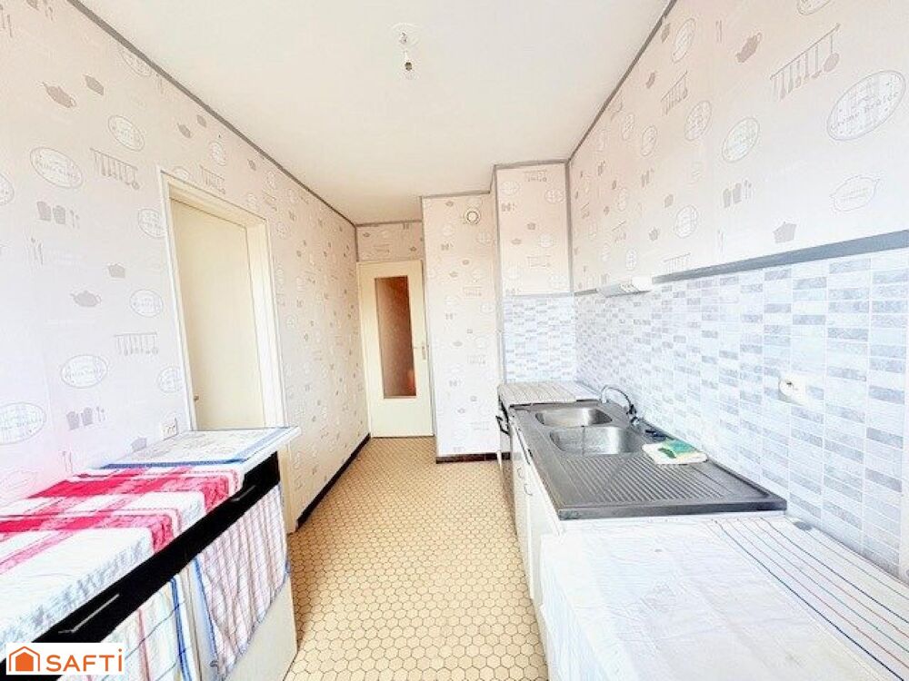 À vendre  Appartement T3 à Valenciennes (Résidence Les Glatignies) avec Parking privé +cave