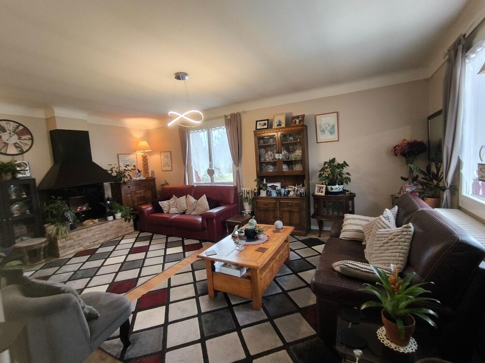 Maison de village de 145 m² avec piscine.