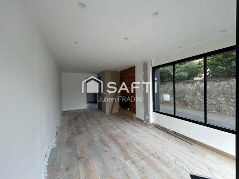 Local commercial / bureau de 30 m&sup2; - centre-bourg. 774 44470 Thouare-sur-loire