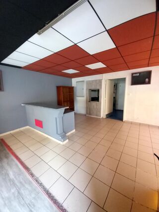  Immeuble à vendre 254 m² Oignies