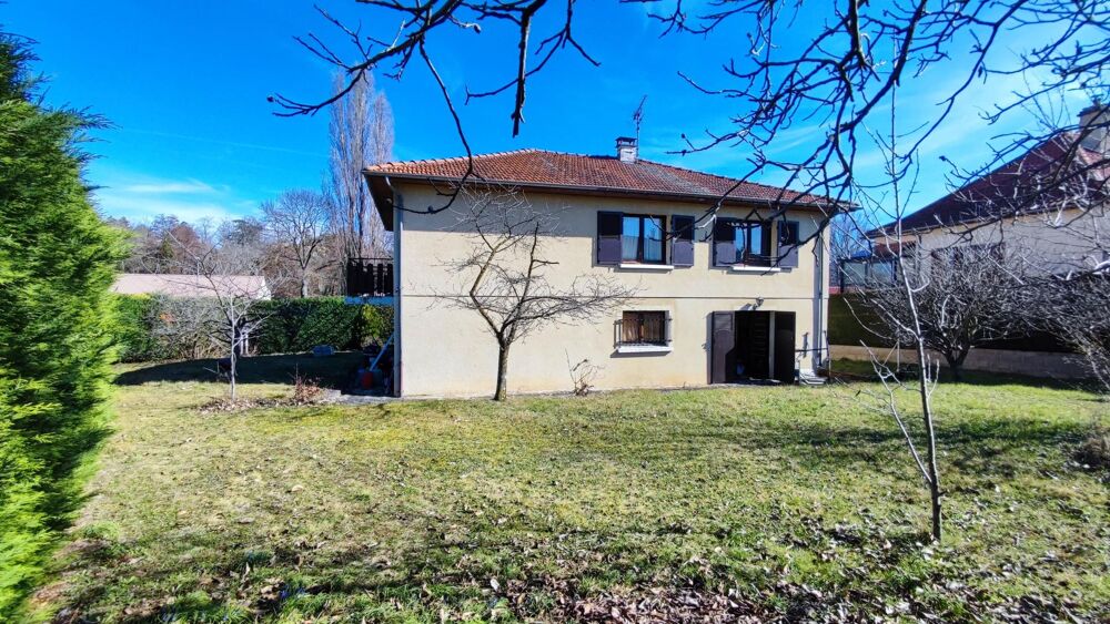 Vente Maison Au Cendre, maison 4 chambres avec bureau et garage Le cendre