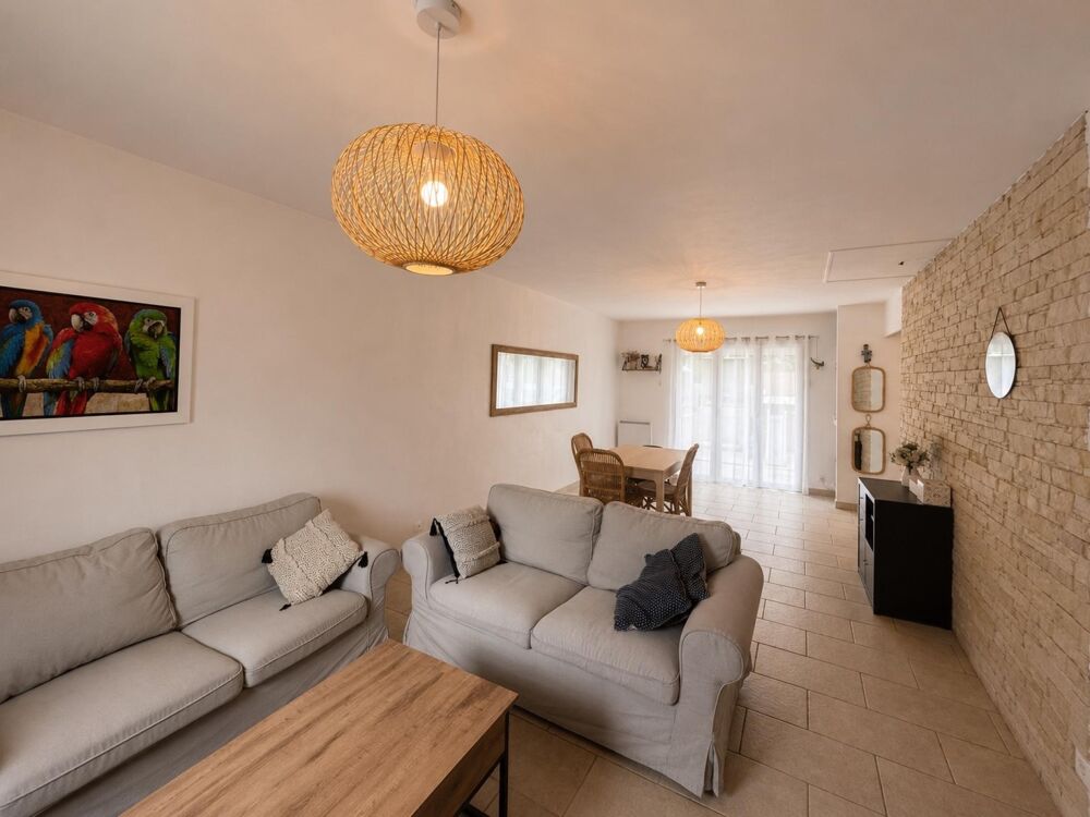 Location Appartement Chambre meublée climatisée de 11 m² en colocation étudiante – Villefontaine (Mas de la Raz) Villefontaine