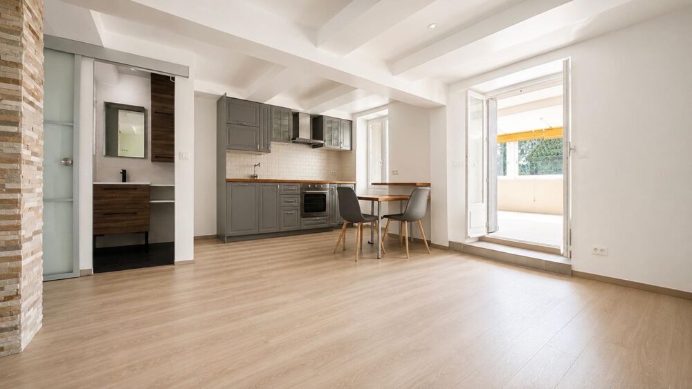 Vente Appartement Possibilité 29m2 habitable en plus, proche de toutes les commodités Saint-andre-les-alpes