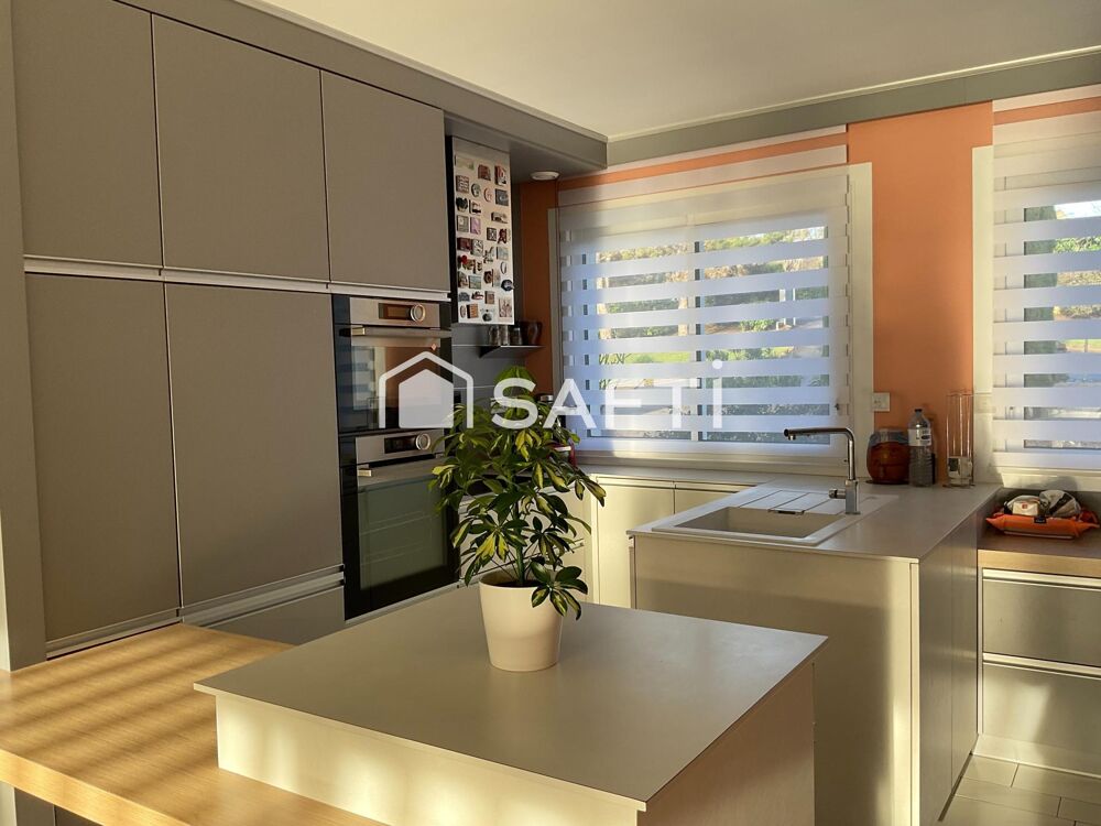 Vente Maison Grande Villa d'architecte scrupuleusement entretenue Migne-auxances