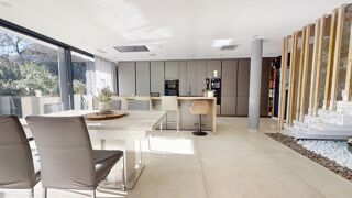  Maison � vendre 7 pi�ces 215 m�