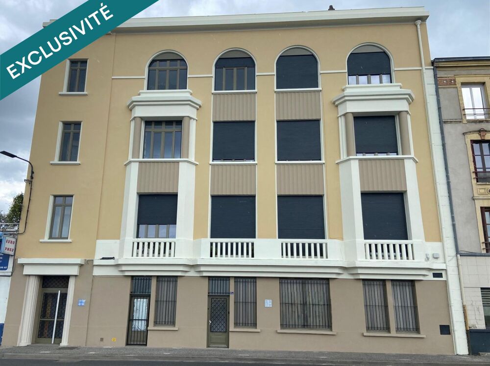 Appartement de caractère avec ascenseur et possibilité d'acquérir un stationnement