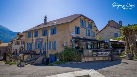 Fonds de Commerce H&ocirc;tel-Bar-Restaurant 285000 26620 Lus-la-croix-haute