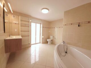  Appartement à vendre 6 pièces 153 m²