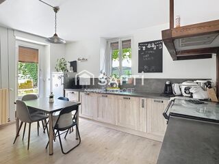  Maison  vendre 8 pices 227 m