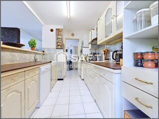  Appartement à vendre 6 pièces 136 m²