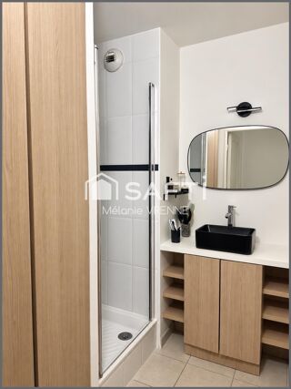  Appartement à louer 4 pièces 87 m² Marseille 11e arrondissement