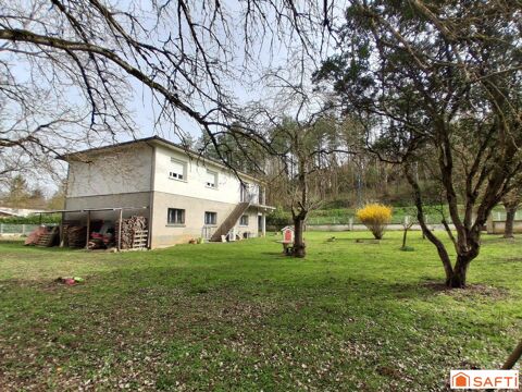   Maison familiale 180m2, 6 chambres sur parcelle 3000m2. Maison - 8 pièce(s) - 180 m²