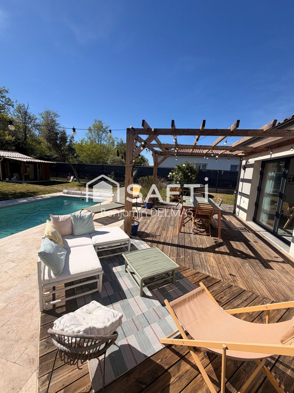 Maison Cestas 120 m² avec piscine, jardin 816 m²
