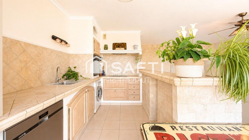 Vente Appartement Saint Raphael - Appartement de 75 m² vu mer avec et garage Saint-raphael