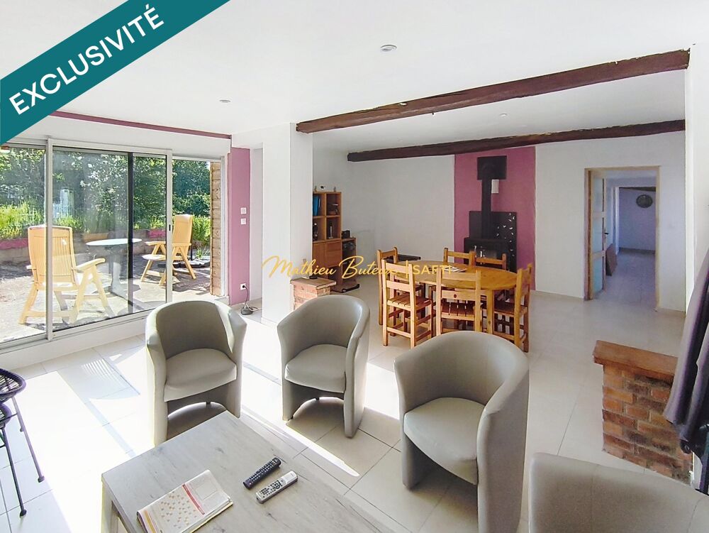 Maison rénovée avec 3300 m² de terrain à Vron