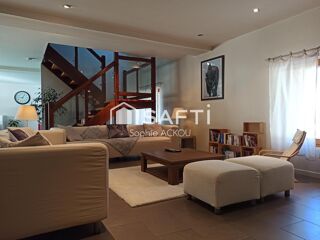  Maison  vendre 7 pices 194 m