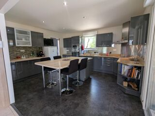  Maison à vendre 6 pièces 215 m²