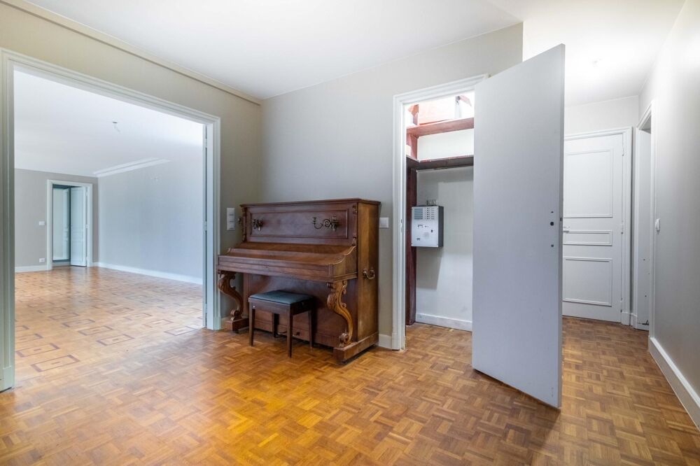 Emplacement central - familial - pratique - confortable