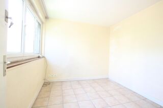  Appartement à louer 4 pièces 62 m²