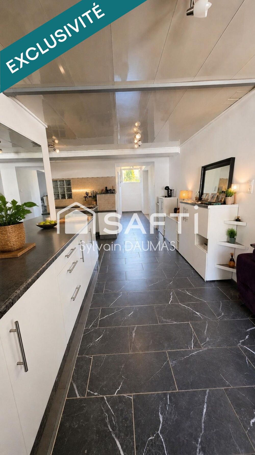 Vente Appartement Rare à Claret : plus de 80 m² et 3 chambres en bas de maison Toulon