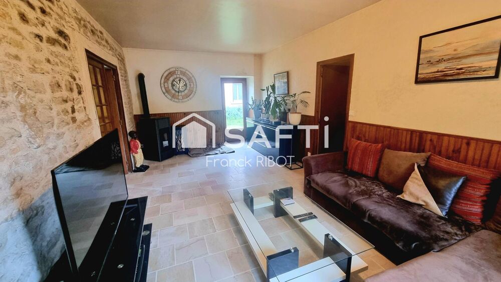 Vente Maison Maison de village plain pied 95m2 bord de rivière Guillon terre plaine