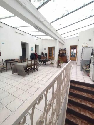  Maison � vendre 10 pi�ces 320 m�