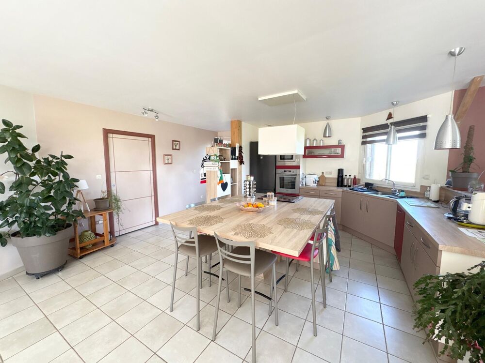 Maison ossature bois de 2008, 220m2, au calme