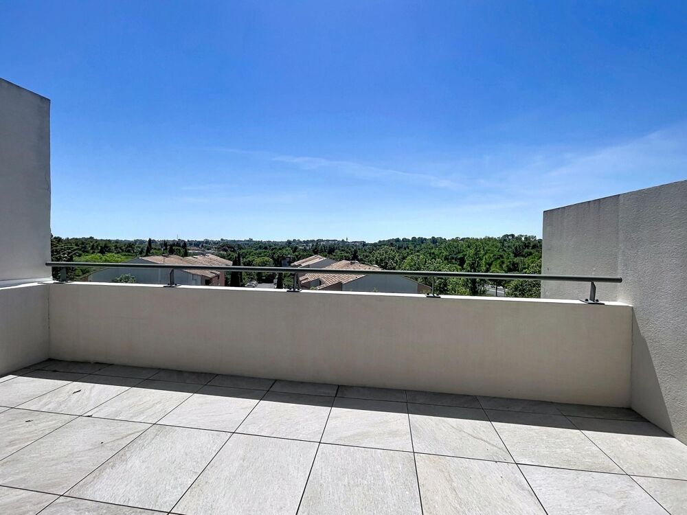 T3 DERNIER ETAGE VUE IMPRENABLE TERRASSE PARKING