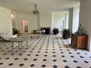  Maison � vendre 9 pi�ces 276 m�