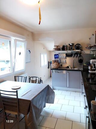  Immeuble � vendre 124 m�