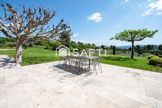  Maison  vendre 7 pices 340 m