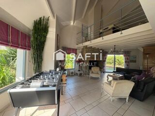  Maison à vendre 10 pièces 241 m²