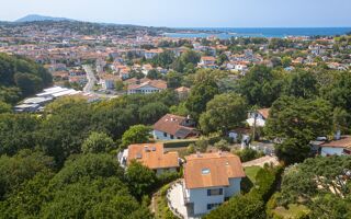  Maison à vendre 10 pièces 255 m²