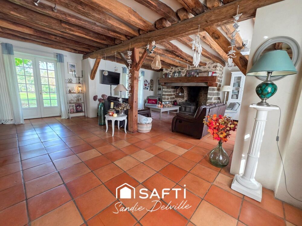 Vente Maison Propriété de charme 6 pièces- 4ch- 195m²- 2160m² Coutevroult