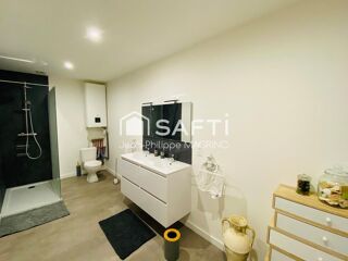  Immeuble � vendre 555 m�