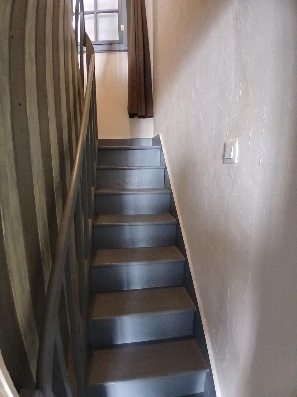 Maison de ville 80 m2 , son patio et garage,terrain
