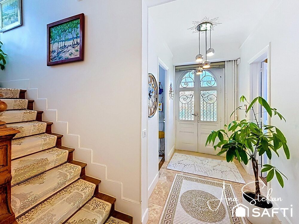Vente Propriété/Château Rare à Rambouillet ! Élégante demeure familiale de 155 m² avec 4 chambres, bureau et jardin de 673 m², à 5 min à pied de la gare Rambouillet