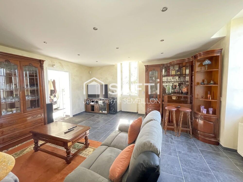 Vente Maison Maison 210 M² 2 chambres + 500 m² de dépendances Buzet-sur-baise