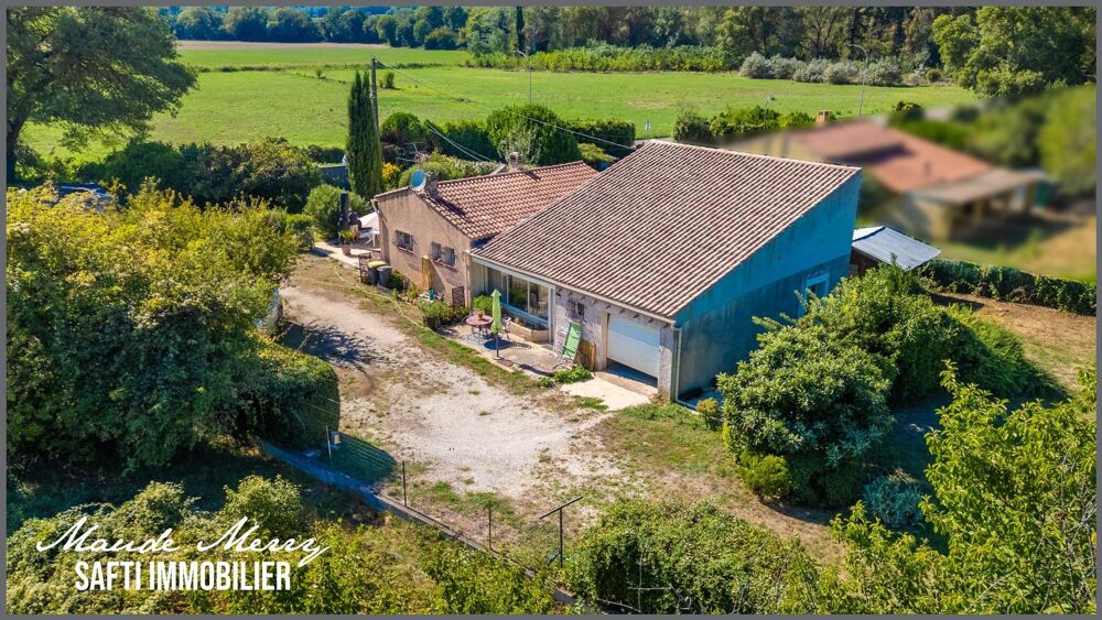 Vente Maison Villa d'environ 106 m2 - 3 chambres - 3 pièces d'eau - garage de 21 m2 - terrain de 1830 m2 plat et piscinable - proche centre v Forcalqueiret