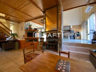  Maison  vendre 9 pices 360 m