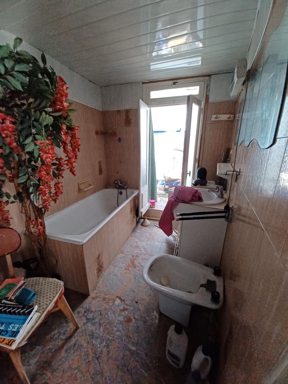 Vente Maison Une maison de 110m2 3 chambres 2 salles d'eau cour intérieure Cessenon-sur-orb