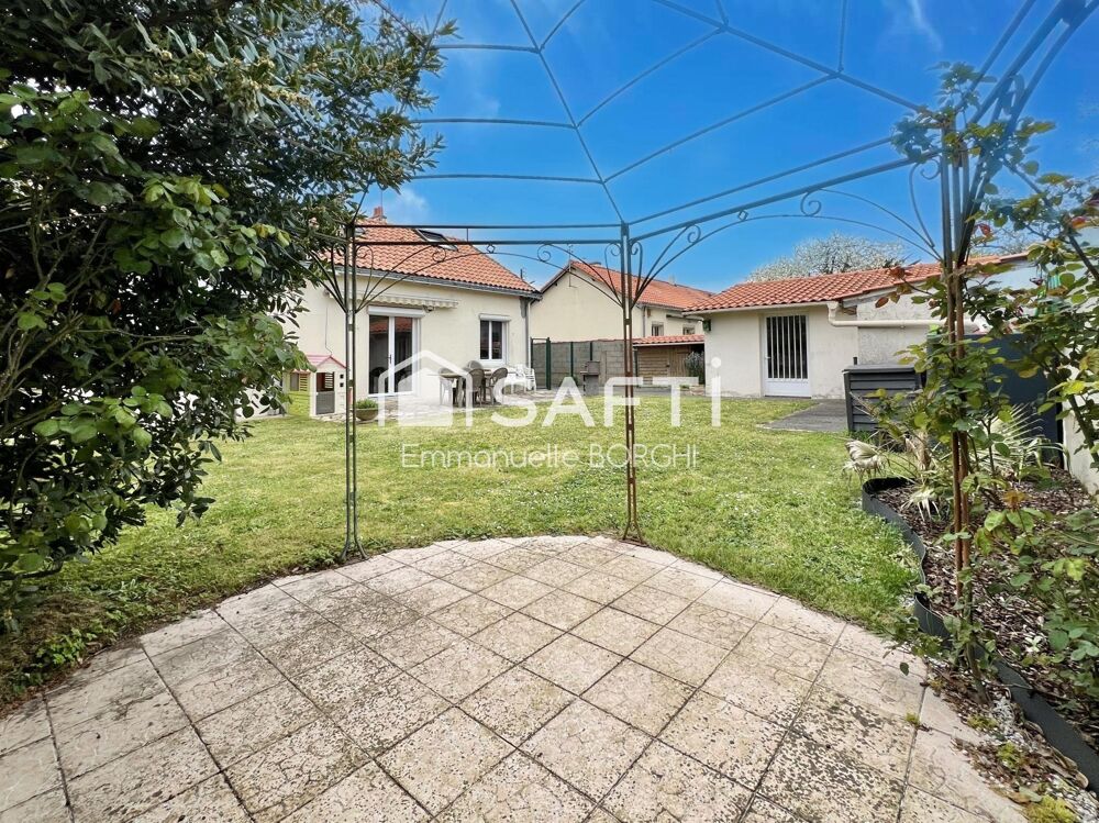 Vente Maison Maison 3 chambres, 2 bureaux, jardin, dépendances Saint-sebastien-sur-loire