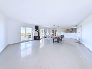  Maison � vendre 4 pi�ces 180 m�