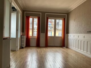  Appartement à vendre 8 pièces 161 m²