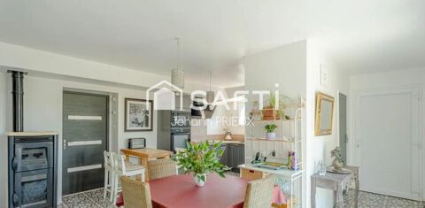   Vivez le meilleur des deux mondes : une maison pr�te � habiter, avec un potentiel d'agrandissement illimit� ! Maison - 7 pi�ce(s) - 225 m�