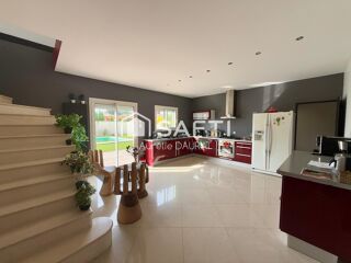  Maison  vendre 7 pices 250 m