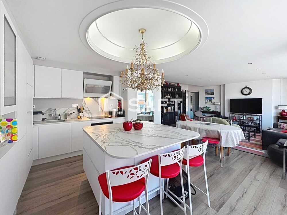 Vente Appartement Lille T4 – 101 m², vue Treille, gares à 6 minutes à pied Lille
