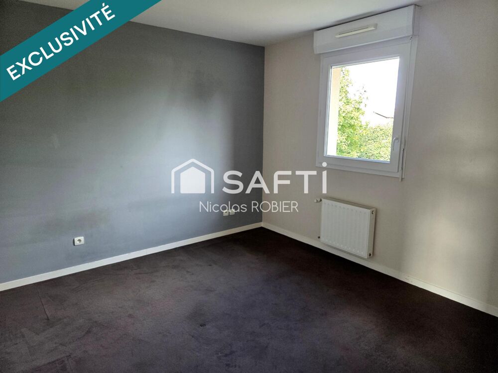 Vente Maison Maison individuelle non mitoyenne trois chambres, garage, jardin clos proche toutes commodités Chauray