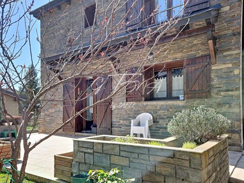   Maison familiale 4 chambres � Calme, proche centre, cadre privil�gi� Maison - 5 pi�ce(s) - 97 m�